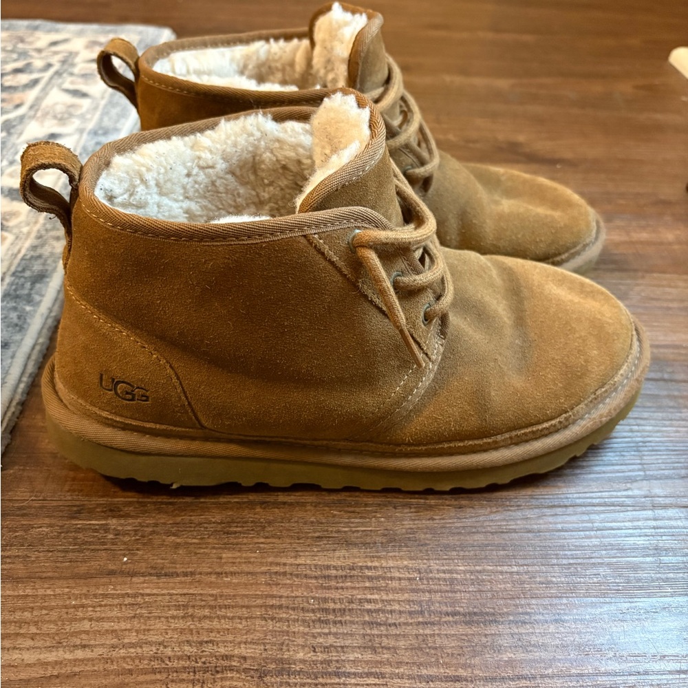 UGG neumel womens suede shearling shoe lace up chukka boot size 10 women’s